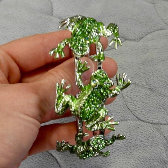 Neiman Marcus Women's Austrian Crystal Vintage Inspired 3 Frogs Bangle Bracelet - Picture 3 of 5